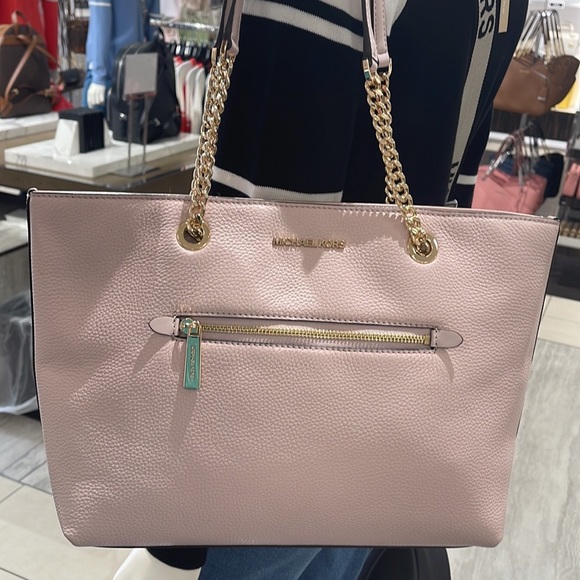 MICHAEL KORS
Jet Set Medium Front Zip Pebbled Leather Chain Tote 
Powder Blush - Picture 7 of 16